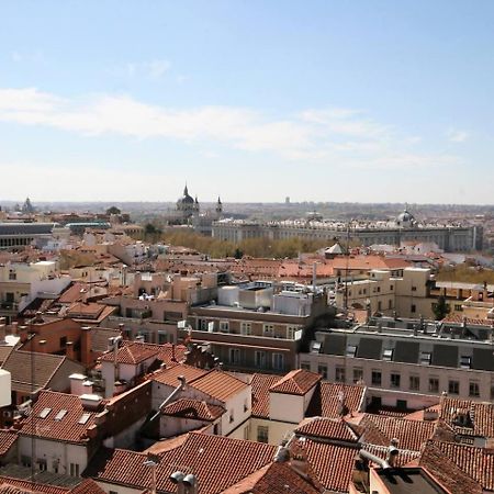 Atico En La Gran Via Con Terraza Al Palacio Real Madrid Exterior photo
